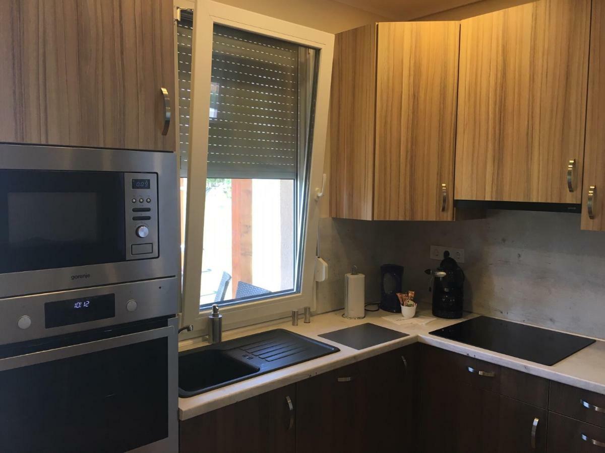 Konrad Apartman Balatonmariafurdo Exterior foto