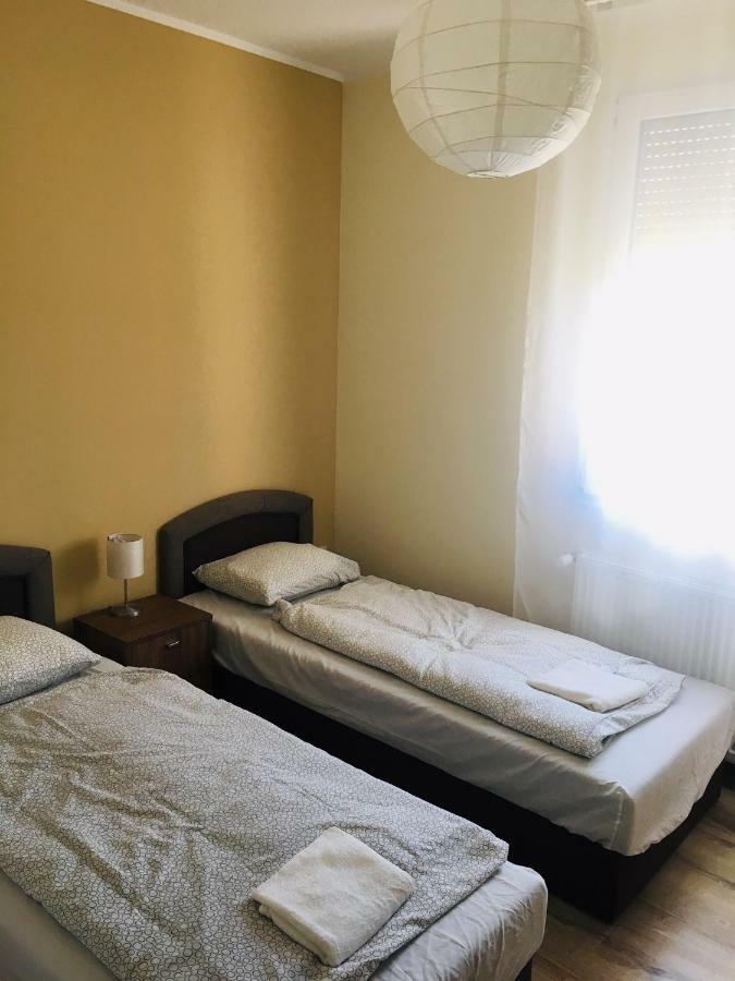 Konrad Apartman Balatonmariafurdo Exterior foto